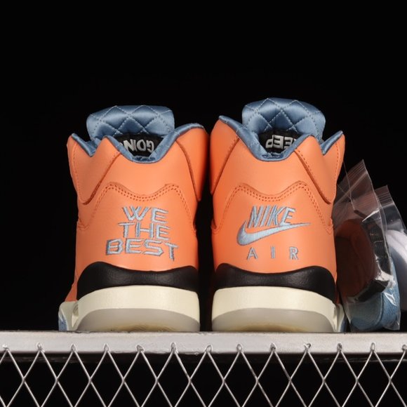 Air Jordan men's shoes - Picture 3 of 7